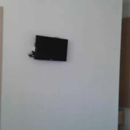 Temporary Space Гостевой дом Агрополи